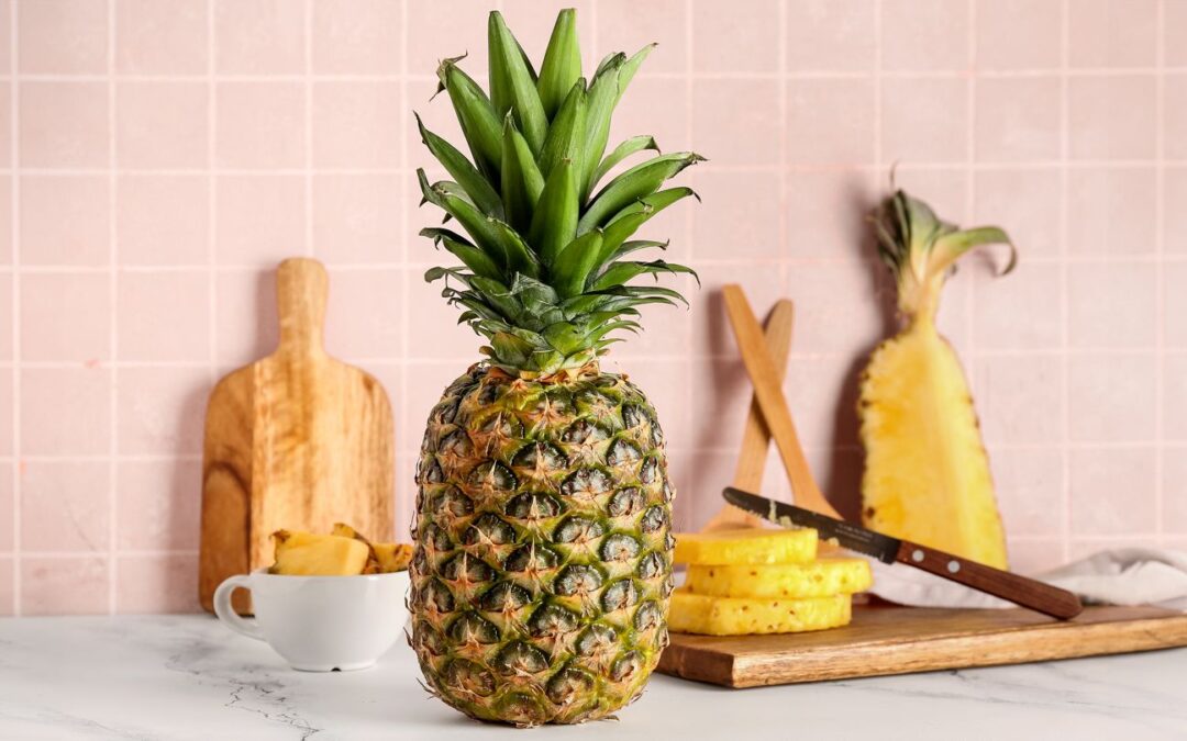 The Amazing Benefits of Pineapple!