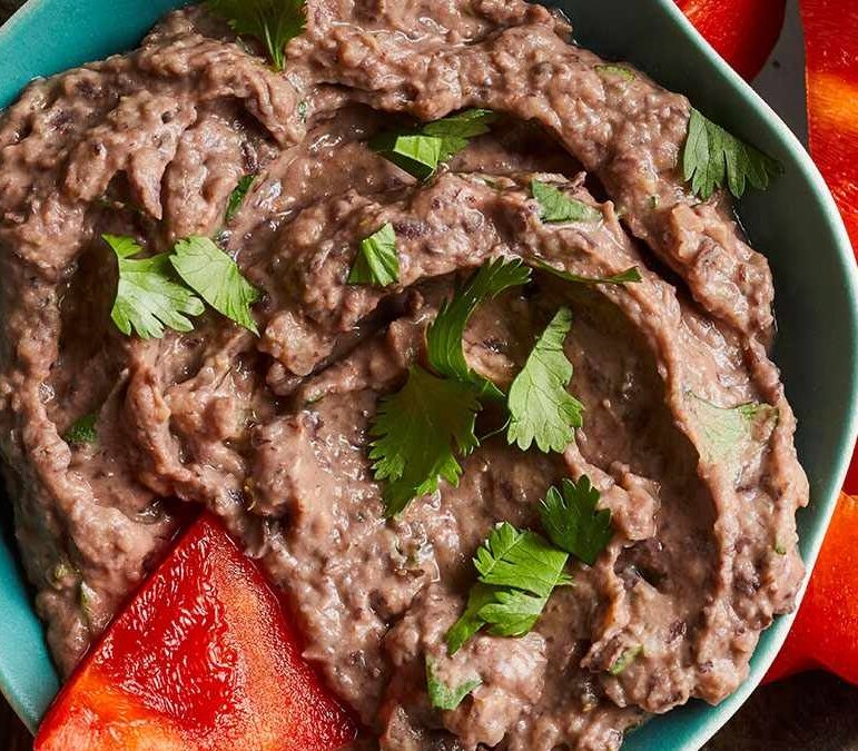 Simple & Flavorful Black Bean Dip